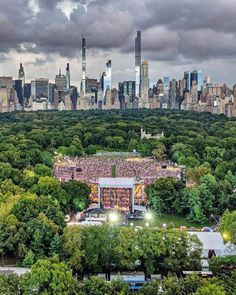 The view of Central Park ❤️❤️ #centralpark #centralparknyc #NYC 📸 Mingomatic New York Central Park, Global Citizen Festival, New York Attractions, Athens Acropolis, Central Park Nyc, Cityscape Photography, Nyc Aesthetic, New York Central, Nyc Life