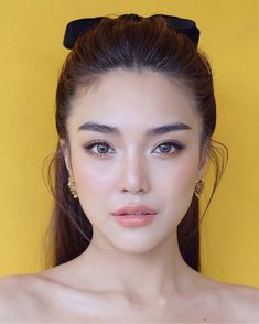 Gorgeous Face. Actress Prang Prangthip. PERFECT! ปรางทิพย์ สวย สมบูรณ์แบบ. Asian Wedding Makeup, Soft Makeup Looks, Bridal Makeup Natural, Makeup Looks Tutorial, Bride Makeup, Makati, Natural Makeup Looks, Wedding Hair And Makeup