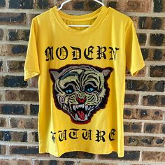 Gucci Love & Modern Future Embroidered Animal Patch Angry Tiger Cat Tee, Men’s M Excellent Condition, Preowned Gucci Yellow, Angry Tiger, Gucci Shirts, Tiger Cat, Cat Tee, Tee Shirts, Mens Shirts, Man Shop, Gucci