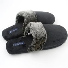 top quality Velvet Slipper with Faux Trim soft cuddly home warm at home slippers - Black - C312O1FL0OT - Women's Shoes, Slippers  #Slippers #Women's #Shoes # #Slippers Velvet Slippers, Cute Slippers, Slides Slippers, Home Slippers, Suede Slippers, Women Slippers, Slippers Cozy, Velvet Fashion, Slipper Socks