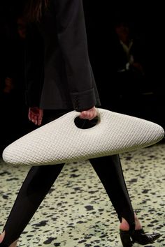 The Best Bags, Boots + Accessories at Bottega Veneta Fall Winter 2023 – Footwear News Luxury Retail Store, Milan Fashion Week Runway, Bottega Veneta Handbag, Modern Handbag, Fall 2023 Ready To Wear, Trend 2023, Winter 23, 2023 Ready To Wear, Scandinavian Fashion