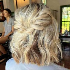 34 Cutest Braids for Short Hair Homecoming Hairstyles Short Hair Shoulder Length, Shoulder Length Hair Updo Wedding, Shoulder Length Bridesmaid Hair, Short Bridesmaid Hair, Kim Wedding, Bridemaids Hairstyles, Tan Skin Blonde Hair