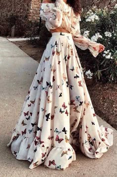 Sukienki Maksi, Elegant Maxi Dress, Plus Size Vintage, Indian Fashion Dresses, Printed Maxi, Looks Vintage, Fancy Dresses, Ball Dresses, Printed Maxi Dress