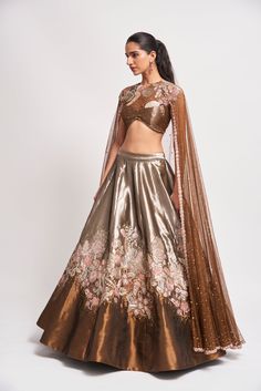 Kinfolk Copper metallic applique embellished tissue MK lehenga with tulle cape blouse. From Aisha Rao's Kinfolk collection. DELIVERY TIMEPlease allow 6-8 weeks for your outfit to arrive. FABRIC DETAILSTissue Professional cleaning only. Metallic Lehenga, Tissue Lehenga, Cape Blouse, Tulle Cape, Sangeet Outfit, Lehenga Designs Simple, Applique Work, Indian Dresses Traditional, Traditional Indian Outfits