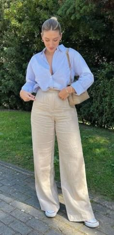 collection of free wallpapers without ads Formal Pants Women Outfit Ideas, Wide Leg Pants Beige Outfit, Classy Casual Spring Outfits, Beige Formal Pants Outfit, Outfit Avec Pantalon Beige, Stylish Work Outfits 2024, Stylish Outfits For Summer 2024, Linen Formal Outfit, Beige Wide Pants Outfit