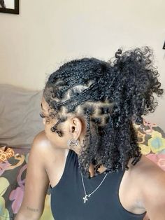 Mini Boho Braids, Mini Braids, Natural Braided Hairstyles, Protective Hairstyles For Natural Hair, Natural Braids, Quick Natural Hair Styles, Dyed Natural Hair, Pelo Afro