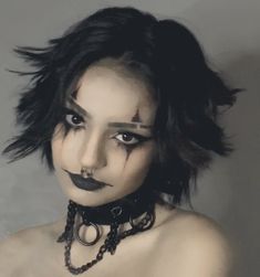 Goth Clowncore Outfit, Emo Punk Makeup, Cool Emo Makeup, Emo Clown Outfit, Goth Clown Makeup Halloween, Goth Clowncore Fashion, Dark Clowncore Makeup, Grunge Clown Makeup, Goth Clowncore Makeup