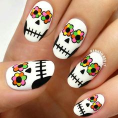 Scary Halloween Nails Design, Skull Nails, Cute Halloween Nails, Halloween 2022, Halloween Nail Designs