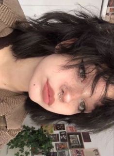 Dark Lip, Short Grunge Hair, Hair Inspiration Short, Gothic Vintage, Goth Makeup, Alternative Hair, Fluffy Hair, Short Hair Haircuts, Cut My Hair