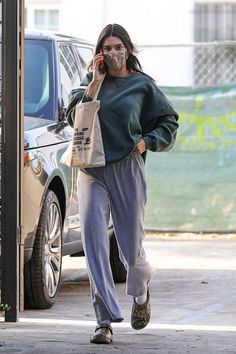 Crocs Platforms Outfit, Crocs Platforms, Camo Crocs, Kendall Jenner Bella Hadid, Mario Batali, Shoe Trend, Kendall Style