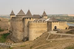 photo:featured Medieval Fort, Large Castle, Real Castles, Castle Tower, Tower House, Casas Coloniales, Castle Wall