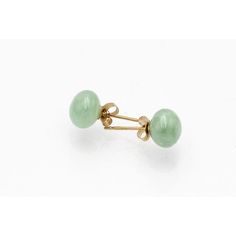 Ring: 26 round diamonds of 0.08ct; 0.375 yellow gold and cabochon cut jade weighing about 2g -   Ring size 57  item weight: 4.89g  Earrings: yellow gold (0.375) and 2 jadeites with a spherical shape  item weight: 1.7g  A certificate is included with the purchase Yellow Gold Jade Earrings, Formal Yellow Gold Jade Earrings, Yellow Gold Jade Earrings For Anniversary, Jade Earrings, Round Diamonds, Jade, 1960s, Gold Rings, Ring Size