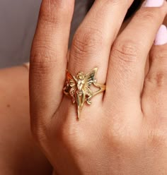 Beautiful Gold Rings, Fairy Design, Bijoux Art Nouveau, Inexpensive Jewelry, Fairy Ring, Dainty Engagement Rings, Unique Rings Vintage, Rings Unique, Midi Ring