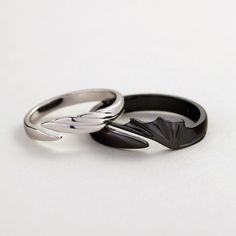 Angel & Devil Divine Couple Rings – Wyvern's Hoard 천사와 악마, Couples Ring, Couples Ring Set, Dragon Ring, Angel And Devil, Matching Rings, Rings Cool, Train Your Dragon, Couple Rings