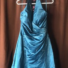 Blue Dress Size 10 Y2k Blue Dress, 2000s Homecoming Dress, Blue Sequins Dress, 2000s Dresses, Black And Gold Gown, Shifting Closet, Cross Neck Dress, Hoco 2024, 2000s Dress