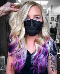 Blue Ends On Blonde Hair, Pink And Purple Streaks In Blonde Hair, Blonde Hair With Streaks, Hairstyles With Purple Highlights, Hairstyles With Purple, Hair With Streaks, Purple Lowlights