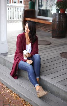 Fall Style with Walmart - Blushing Rose Style Blog Mauve Sweater Outfit, Burgundy Cardigan Outfit, Tan Cardigan Outfit, Cardigan Outfit Ideas, Winter Cardigan Outfit, Wine Outfit, Walmart Outfits, Fall Outfits 2018