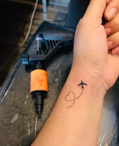 Airplane Tattoo, Cute Simple Tattoos, Basic Tattoos, Small Pretty Tattoos, Petite Tattoos, Cute Small Tattoos, Small Hand Tattoos, Cute Tattoos For Women, Classy Tattoos