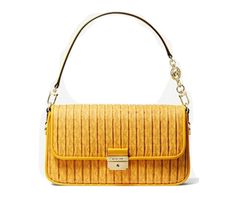 ⚛️100% Authentic Guarantee ⚛️ 👜Michael Kors - Bradshaw Small Woven Logo and Leather Shoulder Bag 🍒Color : Jasmine Yllw 🎁Condition is New with Tags 🌷Size: 10.75”W X 5.88”H X 2.75”D 🏆Gold-tone hardware 🌿DESIGN This rendition of our beloved Bradshaw shoulder bag is printed with our Signature initials and defined by a pleated finish. Its refined silhouette opens to a compact interior and includes an interchangeable crossbody strap for hands-free wear. Wear it to lend an air of downtown cool to Bags Logo, Crossbody Strap, Hands Free, Designer Handbags, Leather Shoulder Bag, Luxury Bags, Convertible, Bags Handbags, Zip Pockets