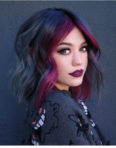 Two Color Hair, Hair Colour For Green Eyes, Vivid Hair Color, Fun Hair, Hair Dye Colors, Cool Hair, Hair Inspiration Color, Hair Colours, Hair Inspo Color