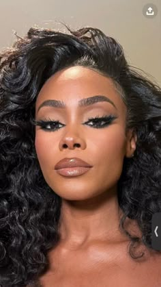 New Year’s Eve Makeup Look Black Women, Dramatic Dark Eye Makeup, Vintage Hollywood Makeup Looks, Brown Glam Makeup Black Women, Black Eyeshadow Looks Prom, Elegant Makeup Looks Classy Black Women, Hollywood Makeup Black Women, Brown Eyeshadow Black Women, Soft Glam Black Women Makeup