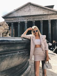 Fashion Goals, Summer Crop Tops, Blazer And Shorts, Moda Vintage, Holiday Photos, Travel Outfit, Photo Inspo, Travel Ideas, Passion For Fashion