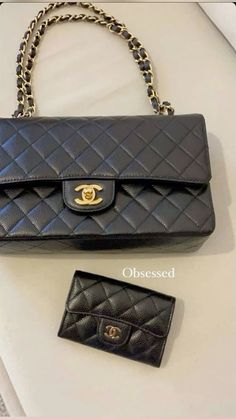 Luxury Bags Collection, Bag Obsession, Classic Handbags, Fancy Bags, Bags Aesthetic, Classic Bags, Pretty Bags, Designer Bag