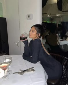 Stylizacje Kylie Jenner, Kylie Jenner Fotos, Kylie Jenner Icons, Stile Kylie Jenner, Kylie Jenner Photoshoot, Look Kylie Jenner, Looks Kylie Jenner, Trajes Kylie Jenner, Kylie Baby