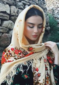 Wearing A Shawl, Estilo Hijab, Iranian Beauty, Hijab Collection, Modern Hijab Fashion, Modest Fashion Hijab, Muslim Women Fashion, Hijabi Girl