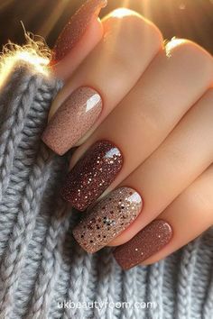 Fall Nails Designs 2024, Classy Nail Art Ideas, Glittery Nails, Cute Christmas Nails, Creative Nail Designs, Blue Nail Designs