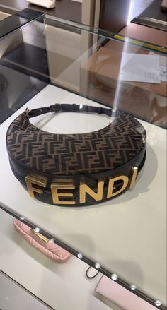 Fendi Tote, Fendi Bag, Bag Obsession, Hot Bags, Luxury Purses, Fancy Bags