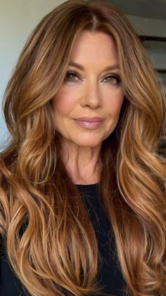 Hair Color for Women Over 40: Icy Blonde Ombres Icy Blonde Ombre, Elegant Updos, Stylish Hairstyles, Maintaining Healthy Hair, Icy Blonde, Classic Hairstyles, Hair Color For Women, Haircut And Color, Long Hairstyles