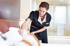 Christmas Cleaning, Housekeeping Tips, Hotel Uniform, Hotel Interior Design, House Cleaning Services