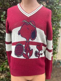 Here is a vintage knit Rare 1970s Snoopy tennis sweater. Made by Devo Inc. Size Large. Chest measures 44".Pulls over your head. On the front and back is Snoopy playing Tennis .On the sleeves there is game points.In very nice vintage condition Snoopy Tennis, Snoopy Sweater, Tennis Sweater, Playing Tennis, Vintage Knitting, Cute Fits, Mother’s Day, Sweater Sizes, 1970s