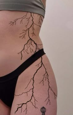 Women Outline, Blitz Tattoo, Lightning Tattoo, Octopus Tattoo, Stylist Tattoos, Crown Tattoo, Discreet Tattoos, Elegant Tattoos, Hip Tattoo