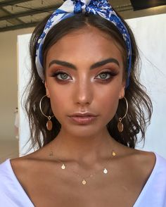 0 Natural Glow Makeup, Beauty Make-up, Glowing Makeup, Natural Beauty Tips, Natural Glow, All Things Beauty, Smokey Eye, Beauty Inspiration