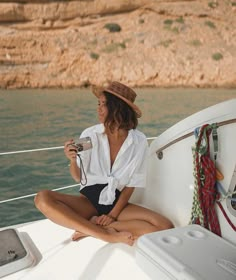 European Travel Outfit, Dorothy Dandridge, Outfit Chic, Travel Outfit Summer, Beach Photoshoot, European Summer, 인물 사진, Beach Look, Vacation Outfits