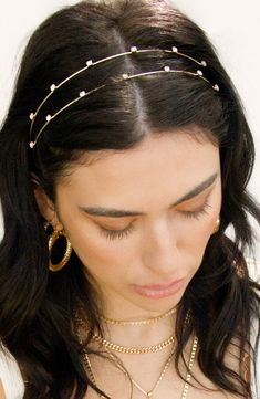 A double-row headband is adorned with glittering crystals that add glamour to any look, in seconds. Metal/glass Imported Wire Headband, Perfect Bride, Hip Style, Gold Headband, Crystal Headband, Headband Styles, Diamond Charm, Gold Hair, Lariat Necklace