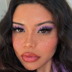 Purple Light Makeup, Pastel Purple Makeup Looks, Dreamy Purple Makeup, Pastel Purple Eyeliner, Cute Purple Makeup Looks, Pastel Purple Makeup, Makeup Violet, Light Purple Prom Makeup, Makeup Looks Purple