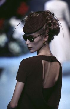 Christian Dior 2019, Dior Hat, Dior Collection, Original Supermodels, Christian Dior Haute Couture, Gianfranco Ferre, Hat Stands, Love Hat