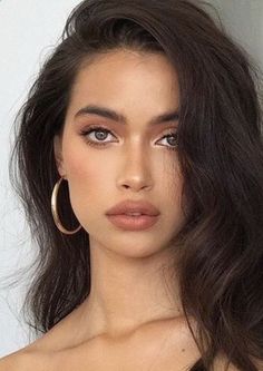 nice make up Sunkissed Makeup, Mekap Mata, Minimal Makeup Look, Best Natural Makeup, Prom Makeup Looks, Smink Inspiration, Minimal Makeup, Makijaż Smokey Eye, Long Dark Hair