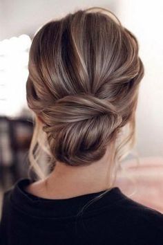 Styling Hacks, Chignon Bun, Classic Updo, Simple Wedding Hairstyles, Fishtail Braid