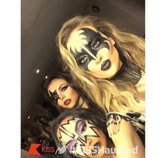 Pinterest: @courtellingham Gene Simmons Costume Women, Kiss Halloween Costume Women, Kiss Costume Women, Kiss Band Makeup, Rockstar Costume, Rocker Costume, Banda Kiss