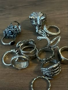 Grungy Silver Jewelry, Rings Silver Chunky, Bulky Rings Aesthetic, Emo Rings Aesthetic, Silver Goth Rings, Chunky Silver Rings Grunge, Masc Lesbian Rings Aesthetic, Silver Jewellery Rings, Chunky Rings Aesthetic Silver