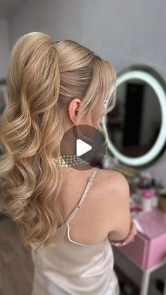 Bridal Hair Updo Elegant, Half Up And Half Down Hairstyles, Ponytail Hairstyles For Wedding, Glamorous Wedding Hair, French Roll Hairstyle, Jennifer Lopez Hair, Elegant Ponytail, Wedding Bun Hairstyles, Long Hair Ponytail