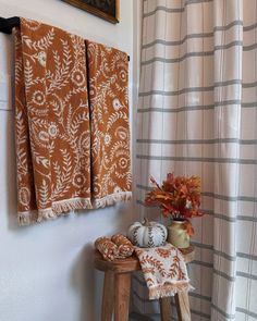 Fall Feels 🍂🕯️🎃☕️ #halloween #halloweenhome #halloweendecor #falldecor #fallvibes #halloweenvibes Decorating A Bathroom For Fall, Decorating A Bathroom, Fall Bathroom Decor, Target Decor, Fall Bathroom, Orange Bathroom, Attic Bathroom, Bathroom Inspo, Fall Feels