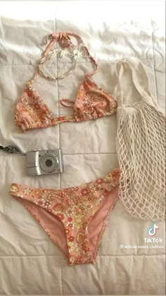 Swimsuits For Europe, Swimsuits Outfits 2023, Swimsuits 2023, Swimsuit Inspo, Swimsuits Outfits, Summer Swimwear, Cute Bathing Suits, Swim Suits, Summer Bikinis