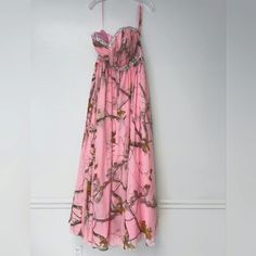 Get Your Lil Country On With This Realtree Pink Camo Formal Gown. Strapless W Stones Size 14 Nwt Prom Dress Camo, Sleeveless Floral Bridesmaid Gown, Camp Dresses, Camo Prom Dress, Pink And Camo Outfit, Camo Prom Dresses, Camo Prom, Backwoods Barbie, Camp Dress