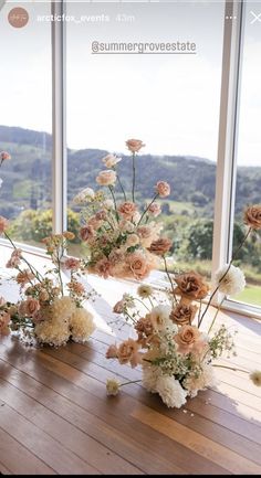 Wedding Aisle Flowers On Ground, Aisle Flowers Wedding, Neutral Wedding Decor, Neutral Wedding Flowers, Table Flower Arrangements, Aisle Flowers, Brown Wedding, Neutral Wedding