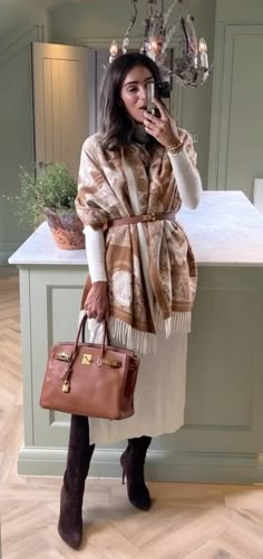 Work Attire Winter, Office Causal Outfits Women, Maxi Dress And Scarf Outfit, Thanksgiving Modest Outfit, Style Autumn 2024, Feminine Winter Outfits Classy, Maxi Dress Cold Weather Outfit, Dress Autumn Outfit, Middle East Winter Outfit